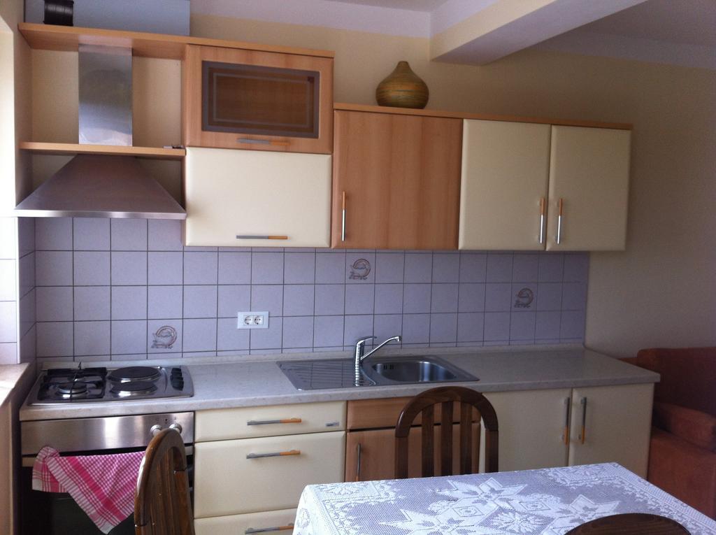 Kvajera Apartment بوريتش الغرفة الصورة