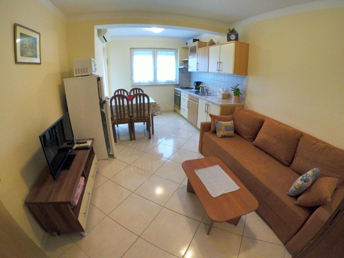 Kvajera Apartment بوريتش المظهر الخارجي الصورة